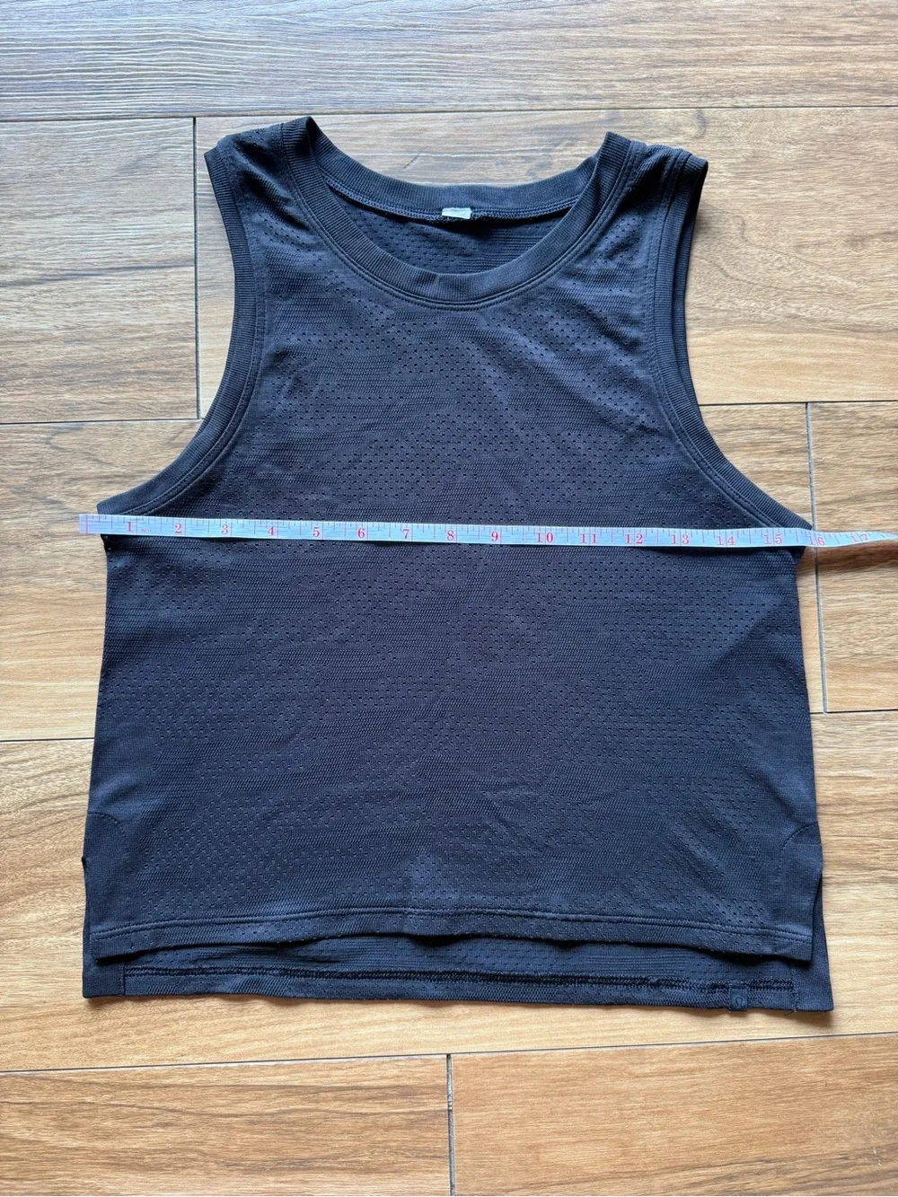 Lululemon Black Seamless Mesh Tank Top Women’s size XS/S